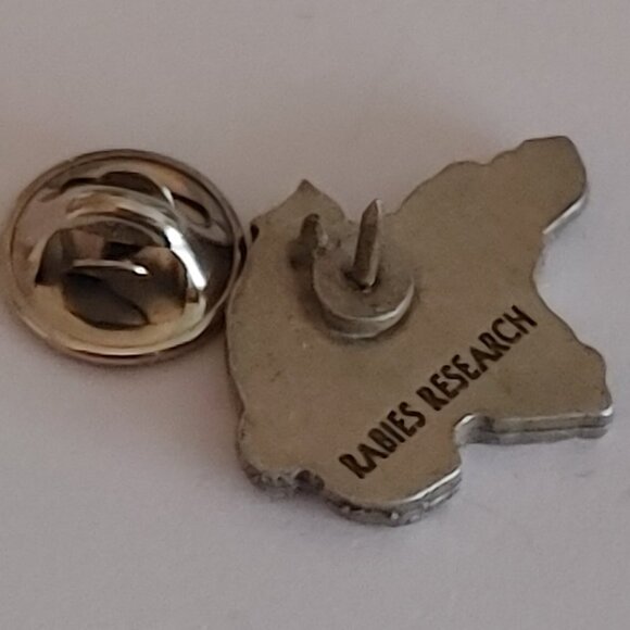 Pewter RABIES RESEARCH Pin Fox Skunk Raccoon Trash Panda - Picture 3 of 3